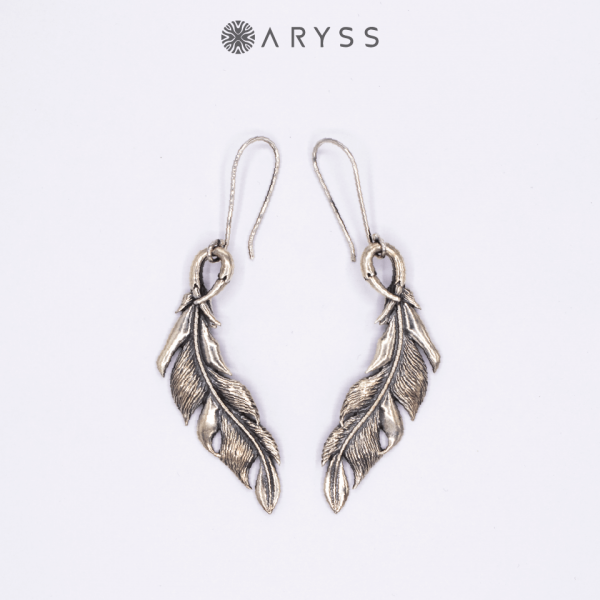 ต่างหูขนไก่ชนนักสู้ (Fighting Rooster Feather Earrings)
